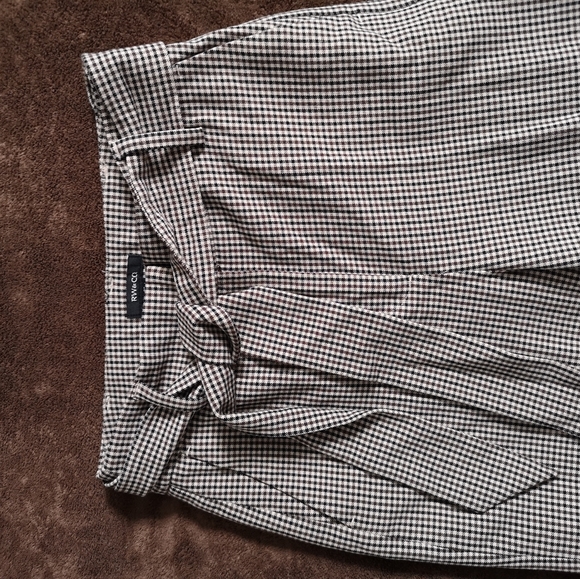 Checkered cropped pant - Picture 1 of 7